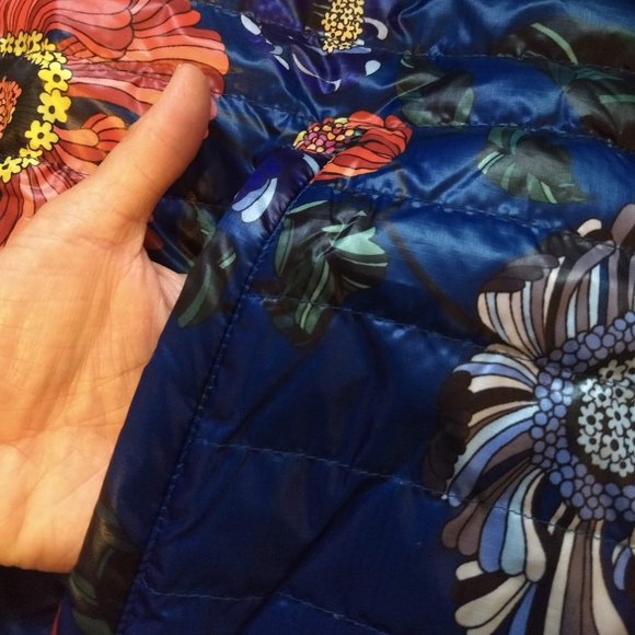 BLUE cropped hi-low floral down poncho with hood NWT #1 πHOST PICK π - Picture 5 of 16